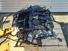 Laden Sie das Bild in den Galerie-Viewer, Motor Audi A4 B9 CYMA 2.0 TFSI 252PS 185kW 54TKm 2019 Benzin Engine Komplett MOT2983183196bx