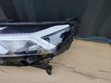 Laden Sie das Bild in den Galerie-Viewer, Frontscheinwerfer Dacia Sandero III Logan 260601750R LED Links Headlight SCH6637836109cv
