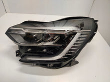Laden Sie das Bild in den Galerie-Viewer, Frontscheinwerfer Renault Captur II Full LED Ein Stück (Rechts oder Links) SCH5467988963hv