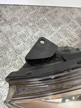 Load image into Gallery viewer, Frontscheinwerfer Hyundai I10 92101-B9000 Ein Stück (Rechts oder Links)