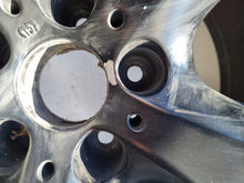 Load image into Gallery viewer, 1x Alufelge 20 Zoll 11.0" 5x120 37ET Glanz Silber 6782916 BMW X6 E71 Rim Wheel FEL6576246031iv