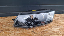 Laden Sie das Bild in den Galerie-Viewer, Frontscheinwerfer Skoda Octavia III 5E1941015B Links Scheinwerfer Headlight SCH1116043158hn