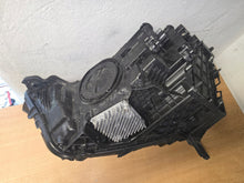 Laden Sie das Bild in den Galerie-Viewer, Frontscheinwerfer Audi Q3 Rechts Scheinwerfer Headlight SCH9062338110fq