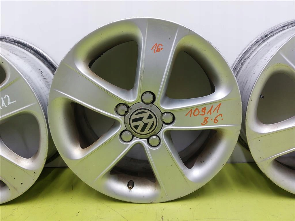 4x Alufelge 16 Zoll 6.5" 5x112 50ET Matt Silber 5PO601025F Audi I Rim Wheel FEL9609156843av