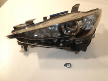 Laden Sie das Bild in den Galerie-Viewer, Frontscheinwerfer Mazda Cx5 KB8M51040 Links Scheinwerfer Headlight
