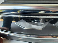 Laden Sie das Bild in den Galerie-Viewer, Frontscheinwerfer VW Tiguan 5NB941081A Full LED Links Scheinwerfer Headlight