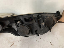 Laden Sie das Bild in den Galerie-Viewer, Frontscheinwerfer Ford B-Max Bmax AV1113W029AE Ein Satz Scheinwerfer Headlight SCH9458636073un