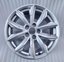 Load image into Gallery viewer, 1x Alufelge 17 Zoll 7.0&quot; 5x112 34ET Glanz Schwarz 80A601025J Audi Q5 Rim Wheel