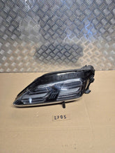 Laden Sie das Bild in den Galerie-Viewer, Frontscheinwerfer Porsche Macan 95C941009G LED Links Scheinwerfer Headlight SCH9568218496ve