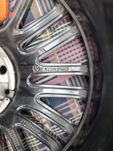 Load image into Gallery viewer, 1x Alufelge 18 Zoll 7.5" 5x112 40ET Glanz Schwarz A2064014900 Mercedes-Benz W206 FEL3353775801fo