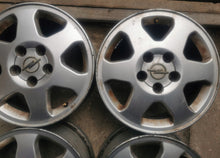 Laden Sie das Bild in den Galerie-Viewer, 4x Alufelge 15 Zoll 6.0" 5x110 43ET Glanz Silber Opel Rim Wheel FEL3527470220aj