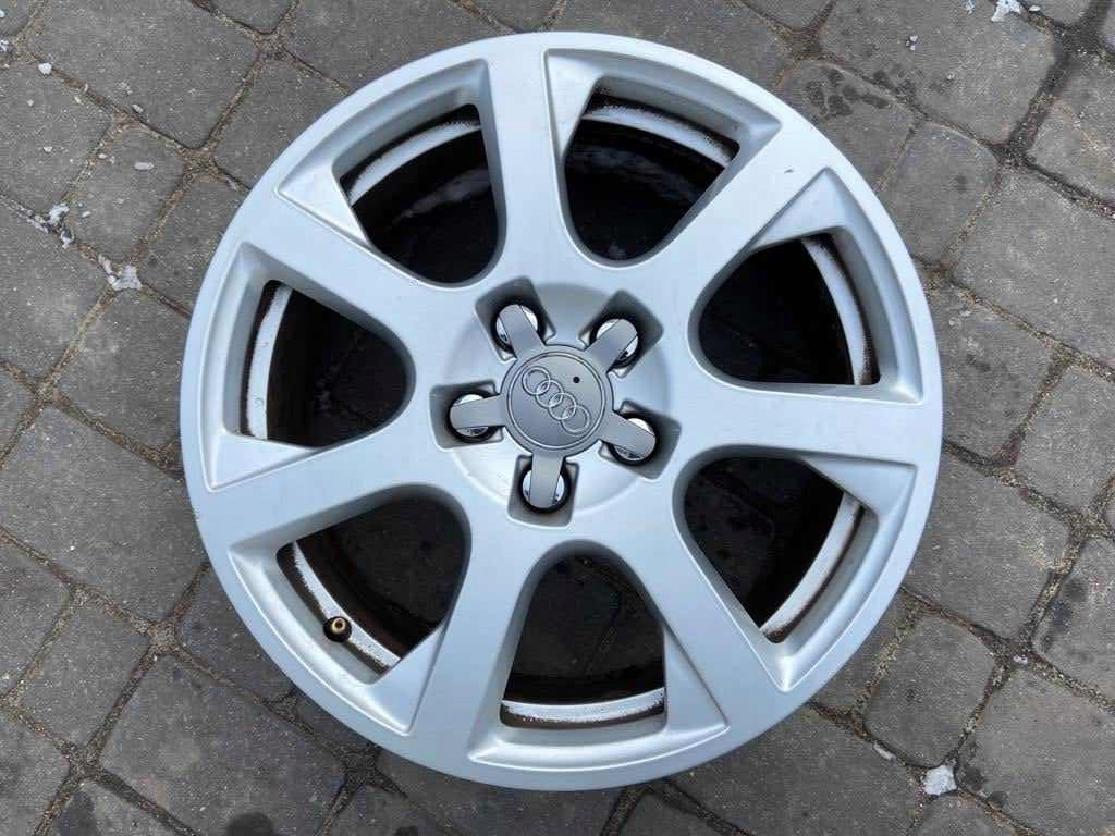 1x Alufelge 17 Zoll 7.0" 5x112 37ET Glanz Silber 8R0601025E Audi Q5 Rim Wheel