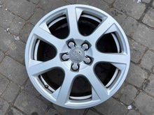 Load image into Gallery viewer, 1x Alufelge 17 Zoll 7.0&quot; 5x112 37ET Glanz Silber 8R0601025E Audi Q5 Rim Wheel