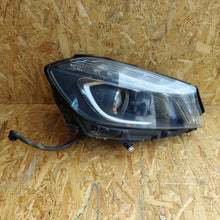 Laden Sie das Bild in den Galerie-Viewer, Frontscheinwerfer Mercedes-Benz W176 1EX010818221EL17563256 Xenon Rechts SCH3125930650lt