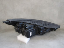 Laden Sie das Bild in den Galerie-Viewer, Frontscheinwerfer Hyundai Tucson 92101-D7700 LED Ein Stück (Rechts oder Links)