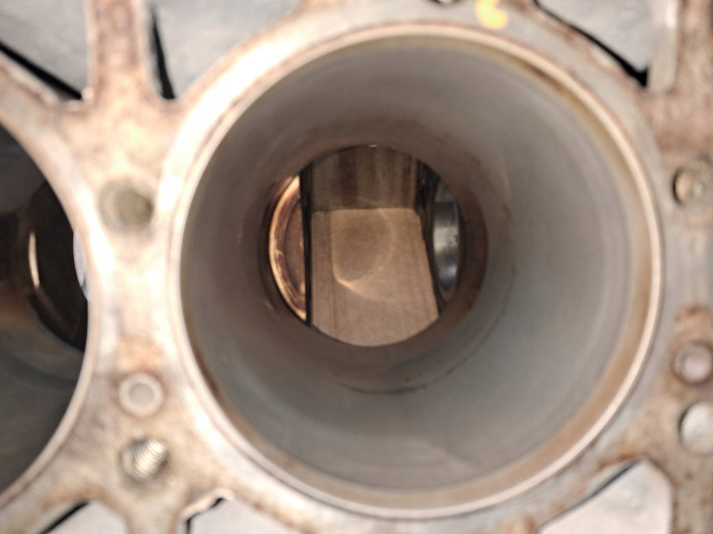 Motorblock Mercedes-Benz Sl R107 117967 5.5 Benzin Unkomplett