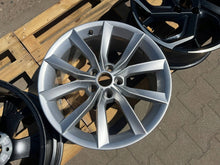 Laden Sie das Bild in den Galerie-Viewer, 1x Alufelge 18 Zoll 5x112 3V0601025J Skoda Superb Rim Wheel FEL4752632355ex