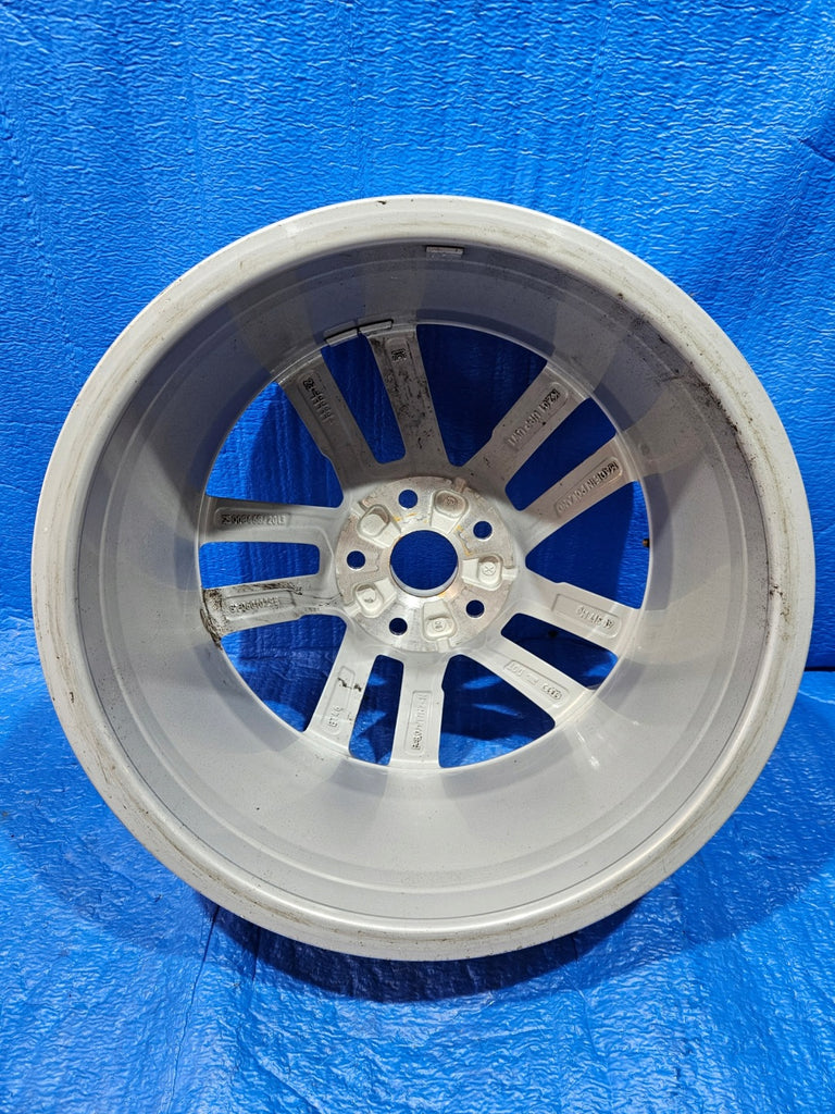 1x Alufelge 17 Zoll 8.0" 5x112 8Y0601025E Audi A3 Rim Wheel FEL3514989600sf