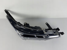 Laden Sie das Bild in den Galerie-Viewer, Frontscheinwerfer Toyota Corolla 81130-02L50 Rechts Scheinwerfer Headlight SCH8438537349wp