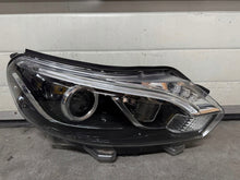 Laden Sie das Bild in den Galerie-Viewer, Frontscheinwerfer Toyota Proace 9808237480 Xenon Rechts Scheinwerfer Headlight SCH9014166766qe