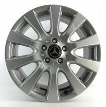 Laden Sie das Bild in den Galerie-Viewer, 4x Alufelge 18 Zoll 8.0" 5x112 67ET Glanz Silber A2514013702 Mercedes-Benz FEL3896923488uz