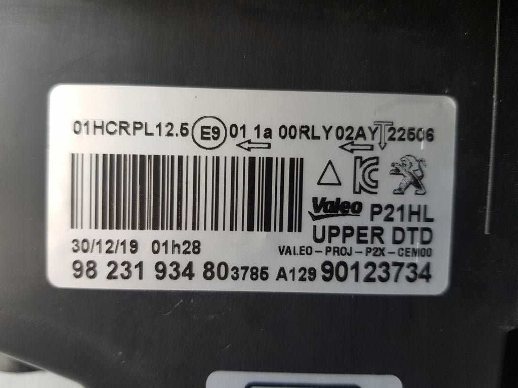 Frontscheinwerfer Peugeot 208 II 9823194180 LED Ein Stück (Rechts oder Links) SCH1325855108pb