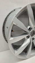 Load image into Gallery viewer, 1x Alufelge 17 Zoll 5G0601025CH VW Golf Vii Rim Wheel