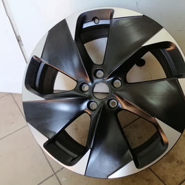 1x Alufelge 19 Zoll 7.5