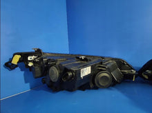 Load image into Gallery viewer, Frontscheinwerfer VW Golf VIII 5H1941005 5H1941006 LED Rechts oder Links SCH3030967427to