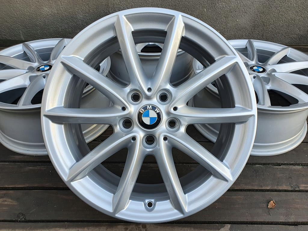 4x Alufelge 17 Zoll 7.5" 5x112 52ET Glanz Silber 6856061- BMW F45 F39 X1 F48 F46 FEL7732444917cm
