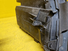 Laden Sie das Bild in den Galerie-Viewer, Frontscheinwerfer Mercedes-Benz W205 A2059062604 A2059062504 Rechts oder Links SCH1735454751ef