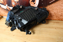 Laden Sie das Bild in den Galerie-Viewer, Frontscheinwerfer Mercedes-Benz W205 A2059068005 Rechts Scheinwerfer Headlight SCH9308482056tv
