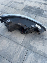 Laden Sie das Bild in den Galerie-Viewer, Frontscheinwerfer Audi A1 8X0941003 Links Scheinwerfer Headlight SCH9642936182gd
