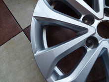 Load image into Gallery viewer, 1x Alufelge 16 Zoll 6.5" 5x114.3 44ET 403005287R Renault Talisman Megane Iv FEL3998005225ry