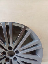 Laden Sie das Bild in den Galerie-Viewer, 1x Alufelge 17 Zoll 7.0" 5x100 46ET Glanz Zum Streichen 6R0601025 VW Polo FEL6598598891qh