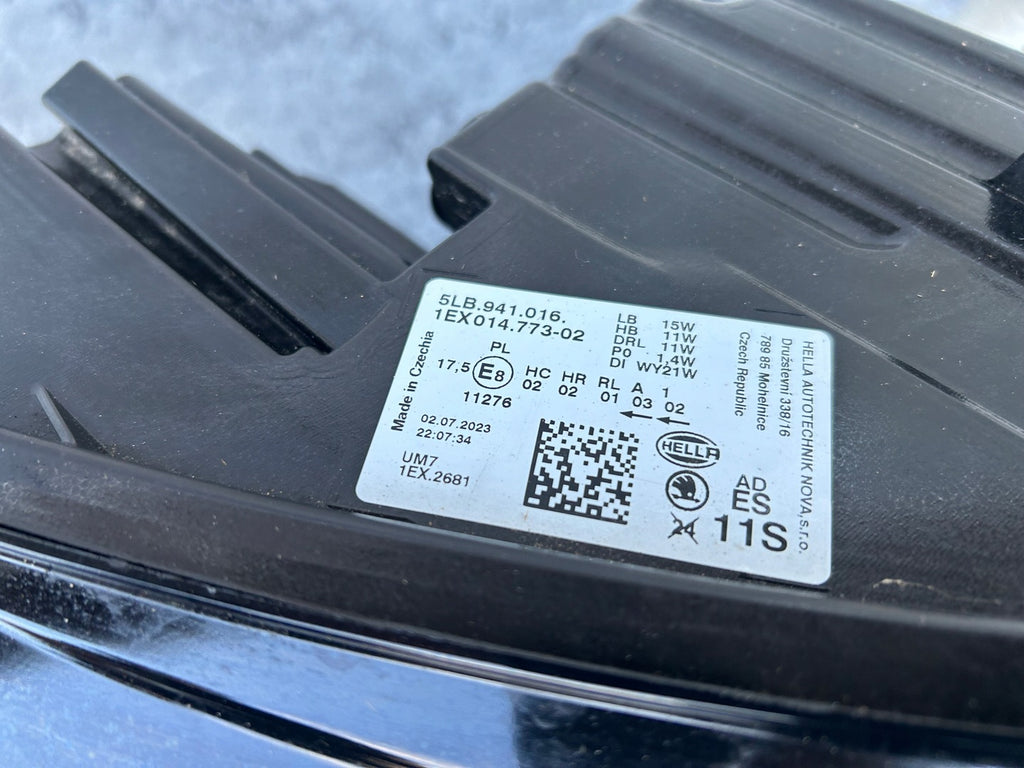 Frontscheinwerfer Skoda Enyaq 5LB941016 Rechts Scheinwerfer Headlight