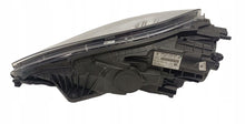 Laden Sie das Bild in den Galerie-Viewer, Frontscheinwerfer Porsche Macan 95B941032CQ Xenon Rechts Scheinwerfer Headlight SCH4531474507sl