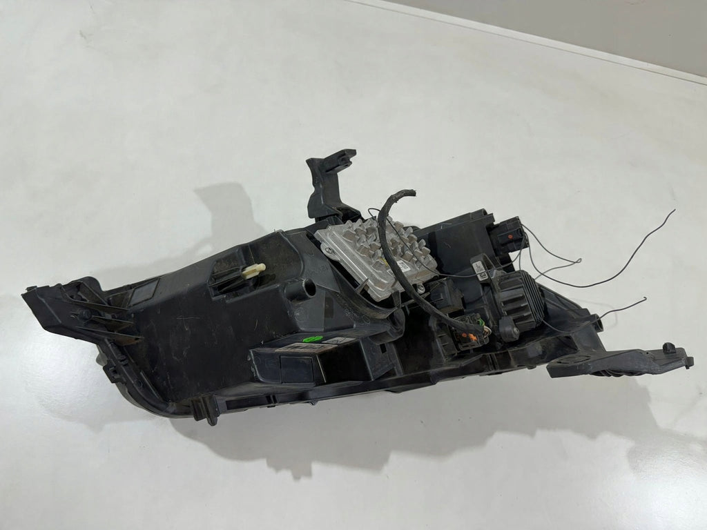 Frontscheinwerfer Peugeot 2008 II 9823194180 LED Ein Stück (Rechts oder Links)