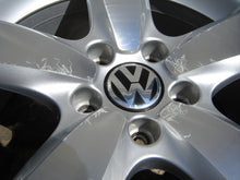 Load image into Gallery viewer, 4x Alufelge 17 Zoll 7.0" 5x112 43ET 5N0601025C VW Scirocco Passat Tiguan Sharan FEL4830825602mm