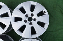 Laden Sie das Bild in den Galerie-Viewer, 4x Alufelge 17 Zoll 7.5" 5x112 45ET Audi A4 B8 Rim Wheel FEL1319033128td