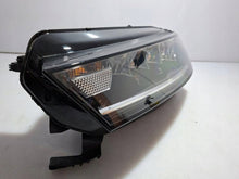 Laden Sie das Bild in den Galerie-Viewer, Frontscheinwerfer Skoda Octavia IV 5E4941015 Full LED Links Headlight SCH7093522457vq