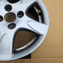 Laden Sie das Bild in den Galerie-Viewer, 1x Alufelge 14 Zoll 5.5" 4x100 45ET Honda Jazz Rim Wheel FEL2387963004pr