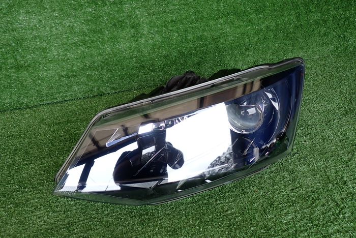 Frontscheinwerfer Skoda Fabia III 6V1941015B Links Scheinwerfer Headlight SCH4277807868eb