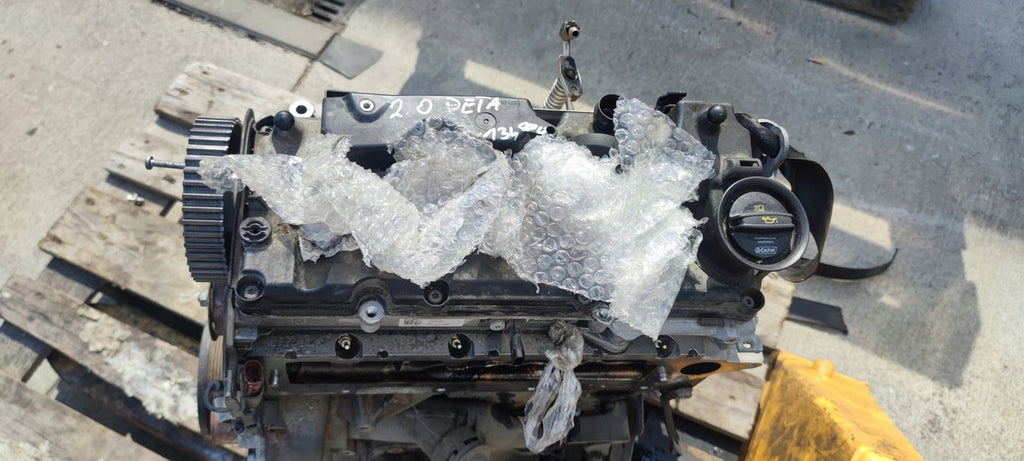 Motor Audi A4 B9 DETA 2.0 TDI 190PS 140kW Diesel Engine Unkomplett