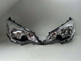 Frontscheinwerfer Mitsubishi Space Star W5335 Ein Stück (Rechts oder Links)