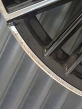 Laden Sie das Bild in den Galerie-Viewer, 1x Alufelge 19 Zoll 5x112 8092356 BMW 1 F40 Rim Wheel FEL1036335728ur