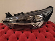Laden Sie das Bild in den Galerie-Viewer, Frontscheinwerfer Ford Focus MX7B13E015ED LED Links Scheinwerfer Headlight SCH6656279527ac