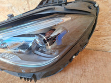 Laden Sie das Bild in den Galerie-Viewer, Frontscheinwerfer Mercedes-Benz W206 A2069064703 LED Links Headlight SCH4812928572aw