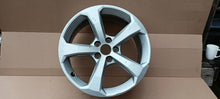 Load image into Gallery viewer, 1x Alufelge 18 Zoll 8.0&quot; 5x112 39ET 80A601025C Audi Q5 Rim Wheel