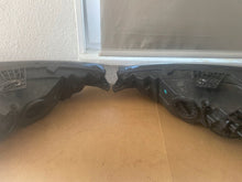 Laden Sie das Bild in den Galerie-Viewer, Frontscheinwerfer Audi A3 8Y0941011 8Y0941012 Full LED FALSE Headlight SCH1763343799si